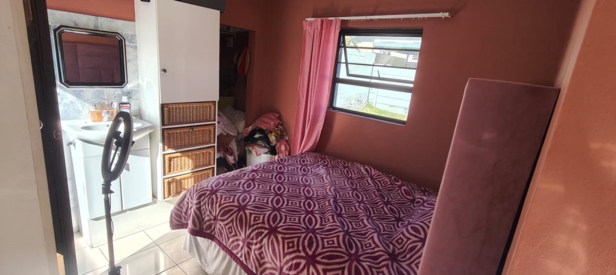 1 Bedroom Property for Sale in Glenhurd Eastern Cape